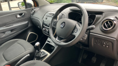 Renault Captur 0.9 TCE 90 Play 5dr Petrol Hatchback
